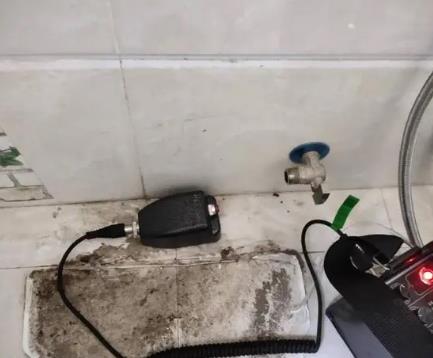 武邑屋顶漏水维修公司分享下卫生间漏水的危害及解决方法